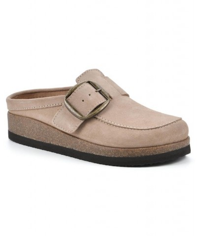 Women's Bueno Slip-On Clogs Tan/Beige $45.39 Shoes