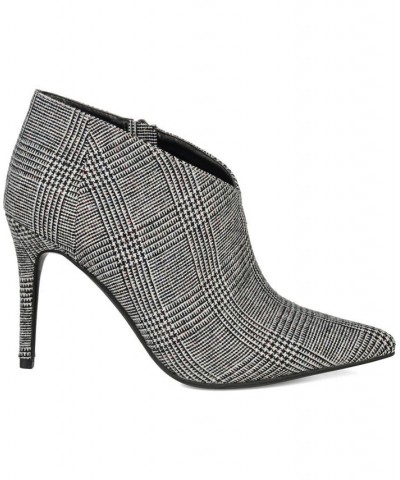 Women's Demmi Bootie Black $45.00 Shoes